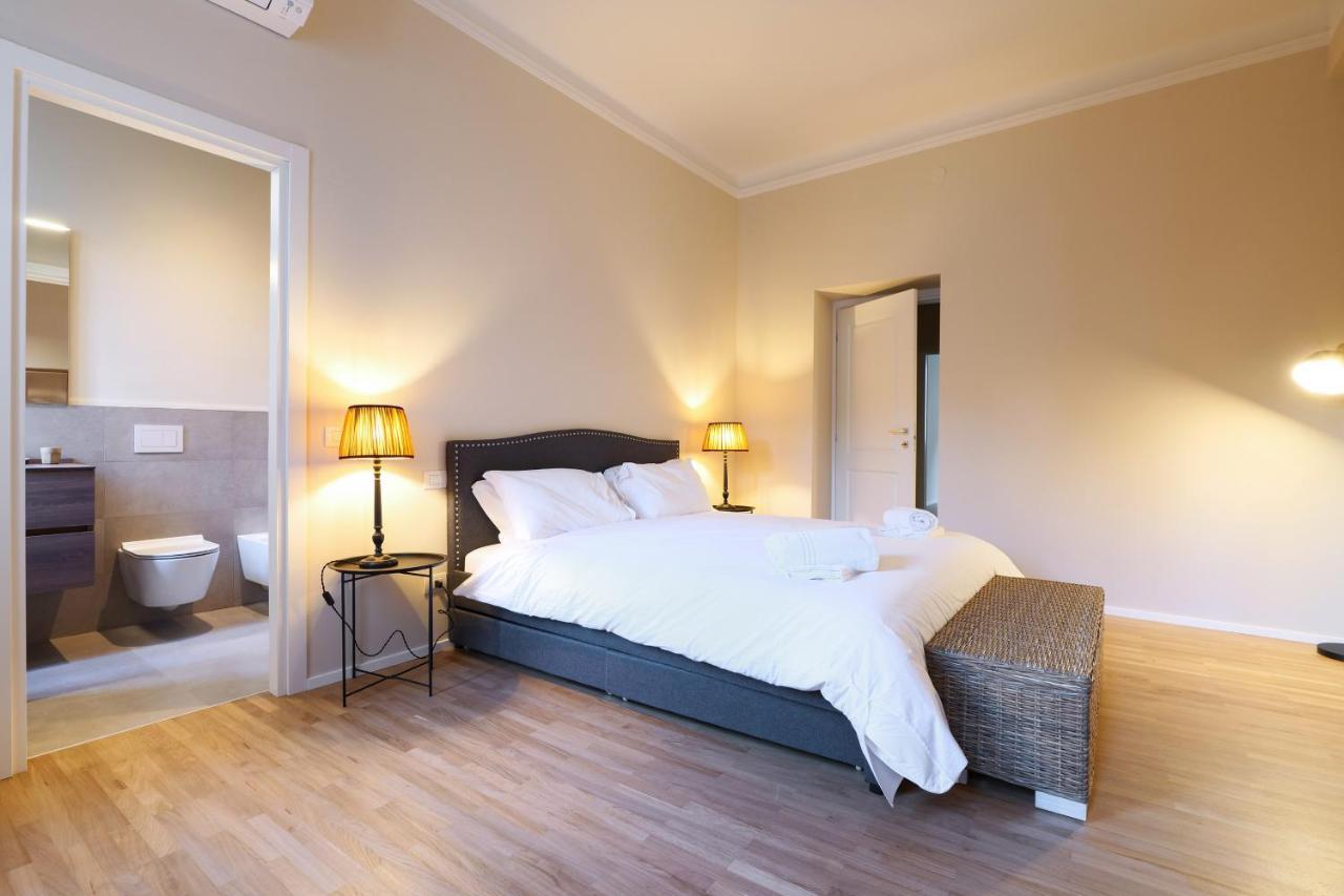 Luxury San Babila Apartment 밀라노 외부 사진